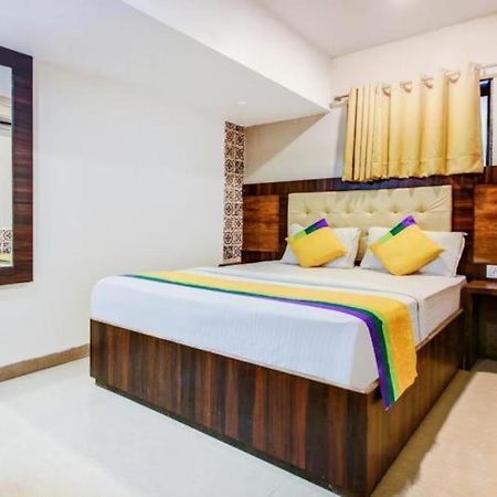 Kalpana Residency - Near Us Embassy Hotel Mumbai  Buitenkant foto